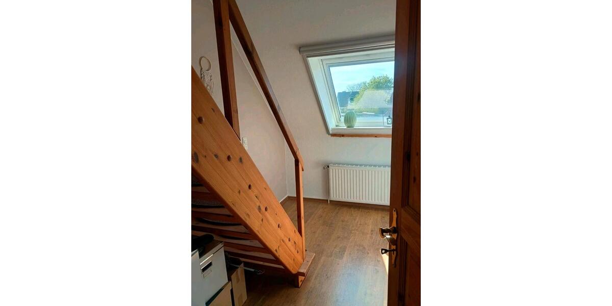 Dachgeschoßwohnung Bergen - 4 Zimmer, 120 m&sup2;, 1.050&euro; | Angebot:26470045