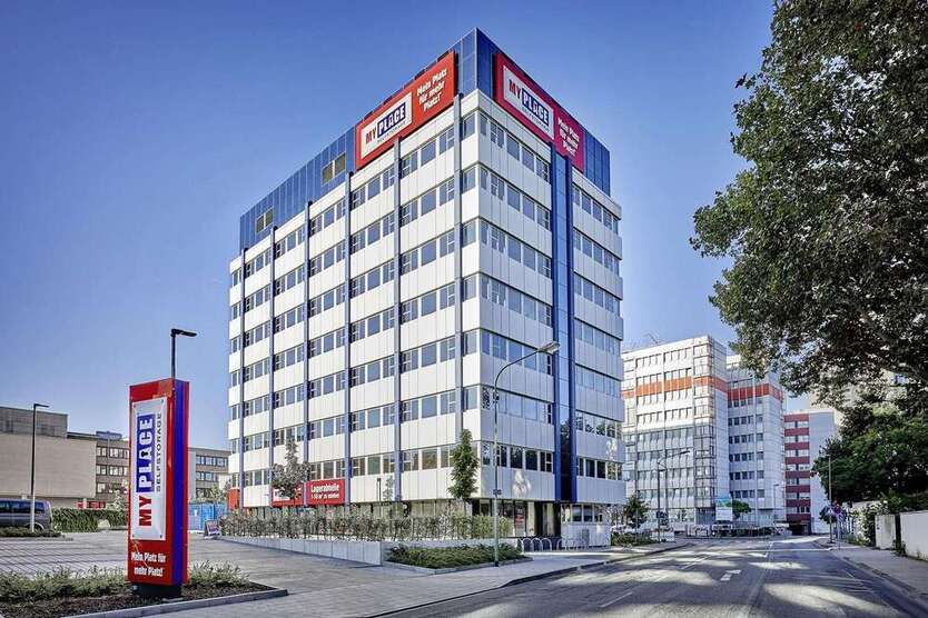 Halle in Offenbach am Main 773 € 57 m² zimmer
