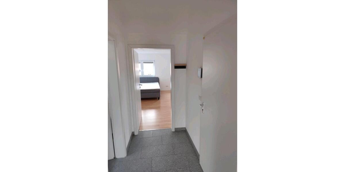 Dachgeschoßwohnung Hennef (Sieg) - 2 Zimmer, 70 m&sup2;, 900&euro; | Angebot:26679364