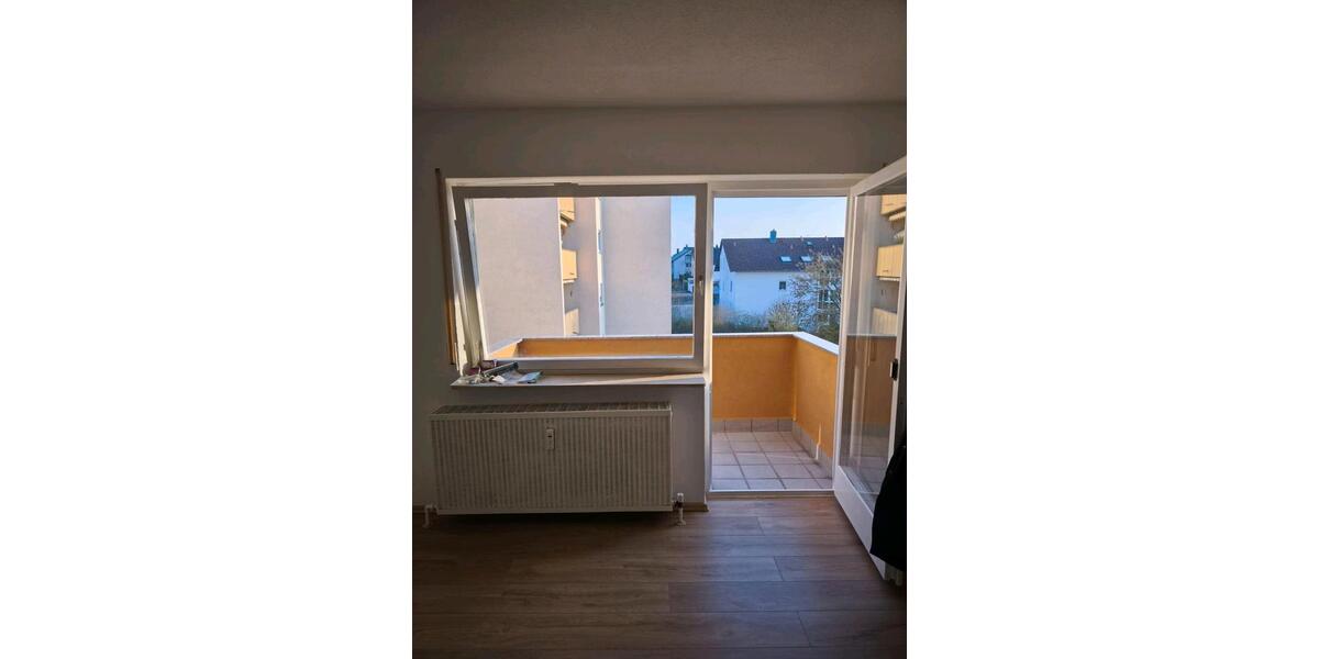 Etagenwohnung Sachsenheim - 1 Zimmer, 39 m&sup2;, 650&euro; | Angebot:25870583