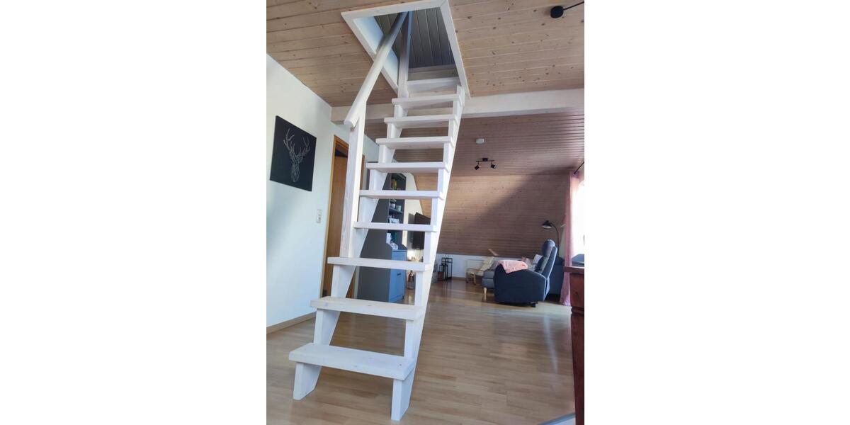 Dachgeschoßwohnung Drei Gleichen - 2.5 Zimmer, 70 m&sup2;, 540&euro; | Angebot:26483246