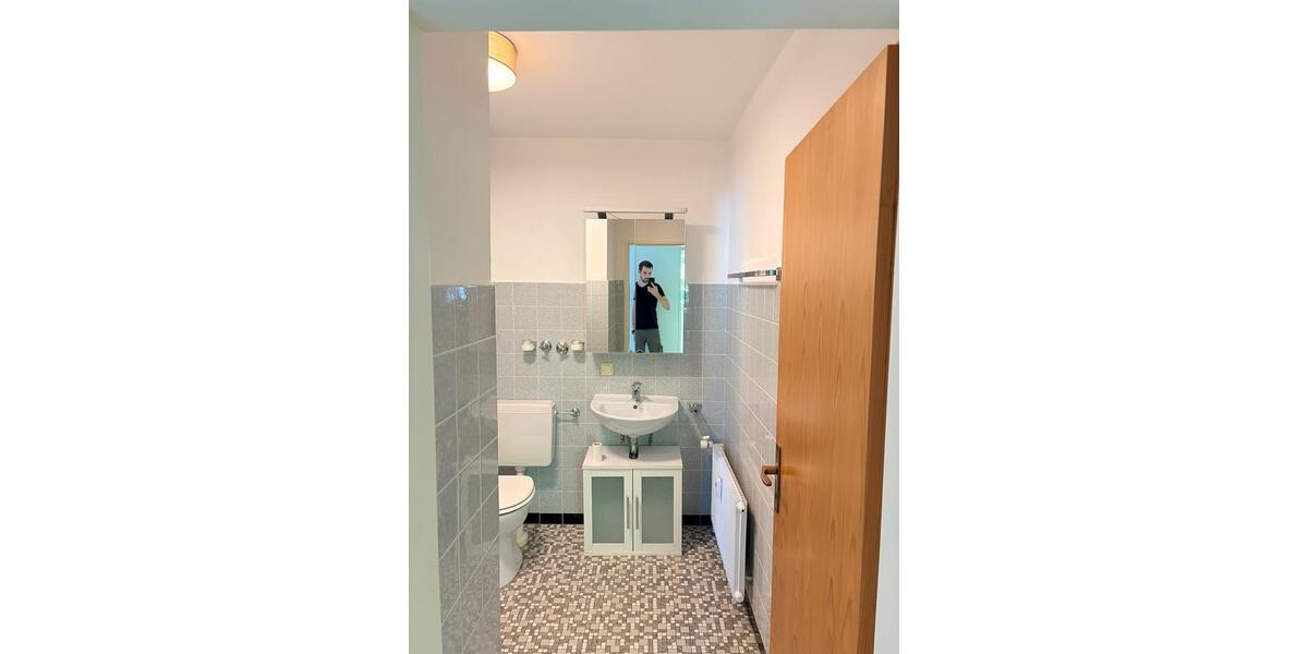 Dachgeschoßwohnung Mainz Bretzenheim - 2 Zimmer, 48 m&sup2;, 1.080&euro; | Angebot:27549291