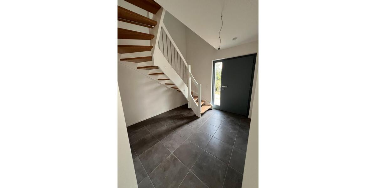 Erdgeschoßwohnung Eichstetten am Kaiserstuhl - 3.5 Zimmer, 100 m&sup2;, 1.500&euro; | Angebot:26644328