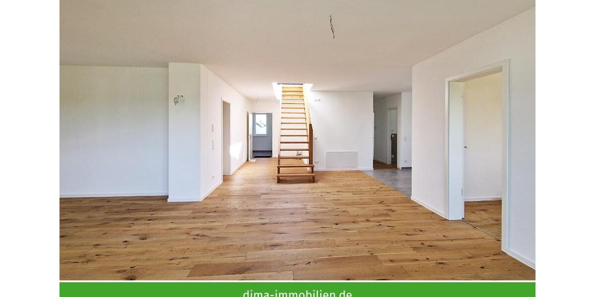 Dachgeschoßwohnung Neukieritzsch - 4 Zimmer, 164 m&sup2;, 2.300&euro; | Angebot:25646766