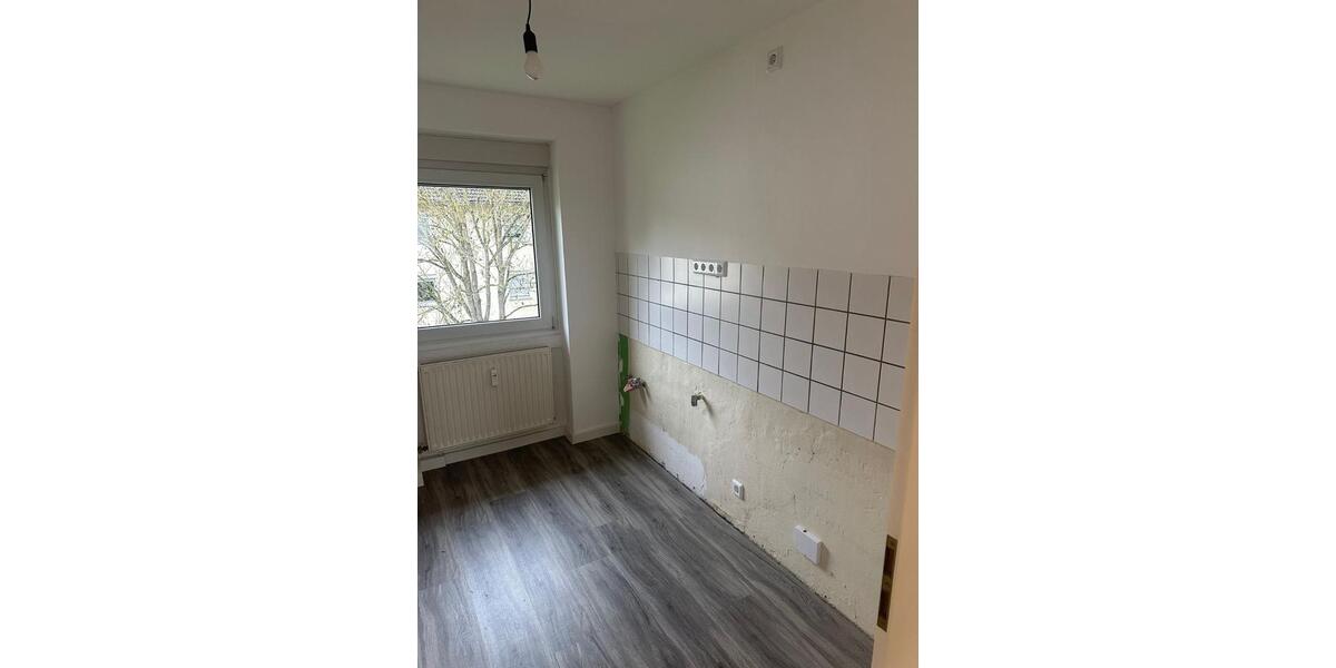 3-Zimmer Wohnung inkl. EBK in Ruhiger Lage in Bad-Kreuznach 3 zimmer