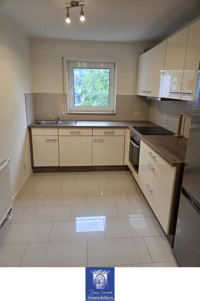 Freital! Voll möblierte und heimelige Singlewohnung mit Tageslichtbad und EBK! Lift! 2 zimmer