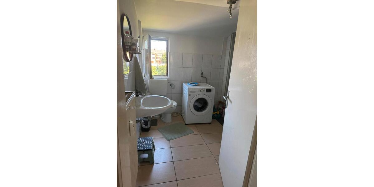 Etagenwohnung Edingen-Neckarhausen Neckarhausen - 1 Zimmer, 55 m&sup2;, 800&euro; | Angebot:26031778