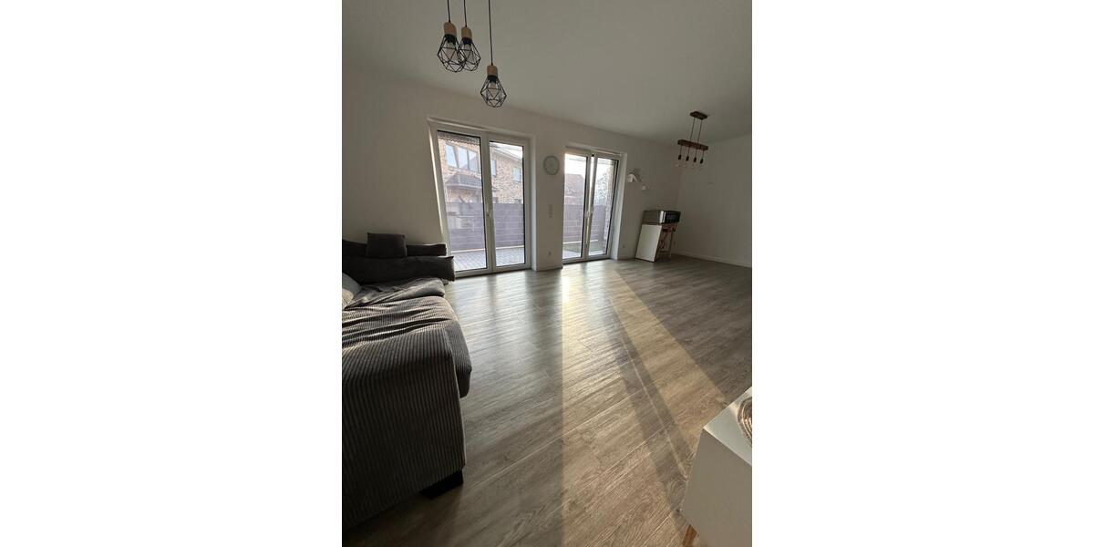 Erdgeschoßwohnung Papenburg - 3 Zimmer, 82 m&sup2;, 900&euro; | Angebot:25479546