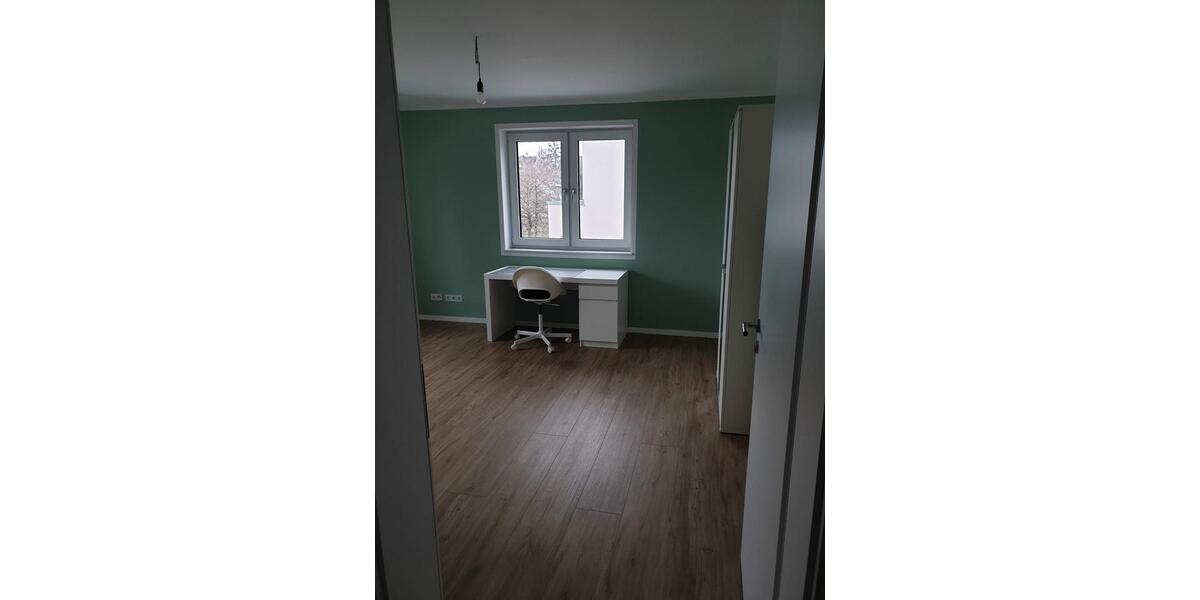Wohnen auf Zeit Karlsruhe Knielingen - 1 Zimmer, 18 m&sup2;, 500&euro; | Angebot:26453314