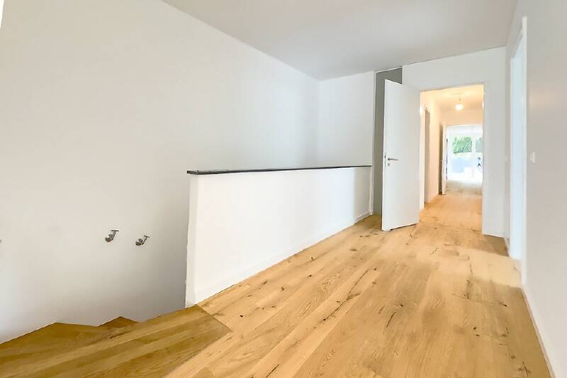 Etagenwohnung München Thalk.Obersendl.-Forsten-Fürstenr.-Solln - 6 Zimmer, 200 m&sup2;, 4.900&euro; | Angebot:26202196