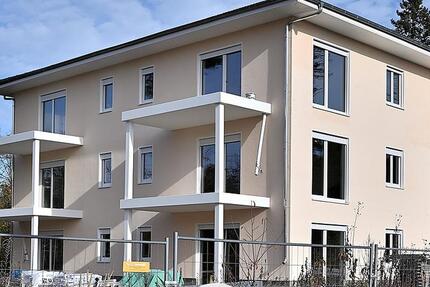 Wohnung Zossen - 3 Zimmer, 82 m&sup2;, 1.110&euro; | Angebot:25332498