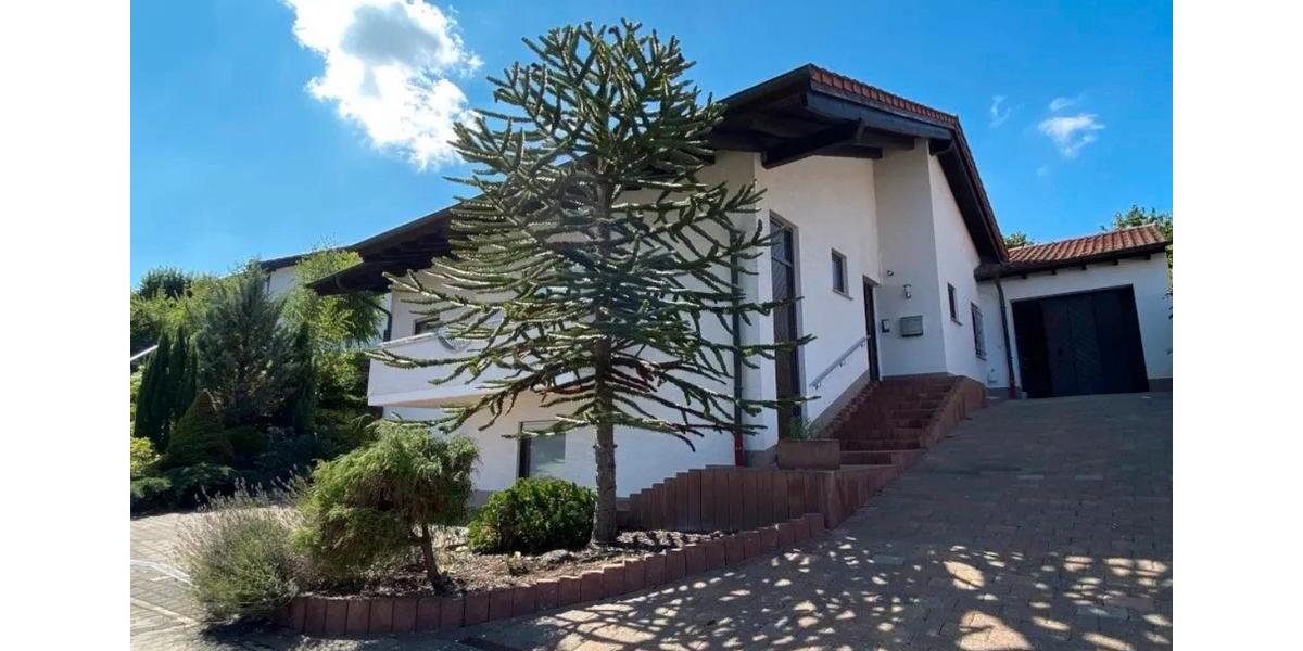 Erdgeschoßwohnung Rockenhausen - 4 Zimmer, 145 m&sup2;, 1.375&euro; | Angebot:25225834