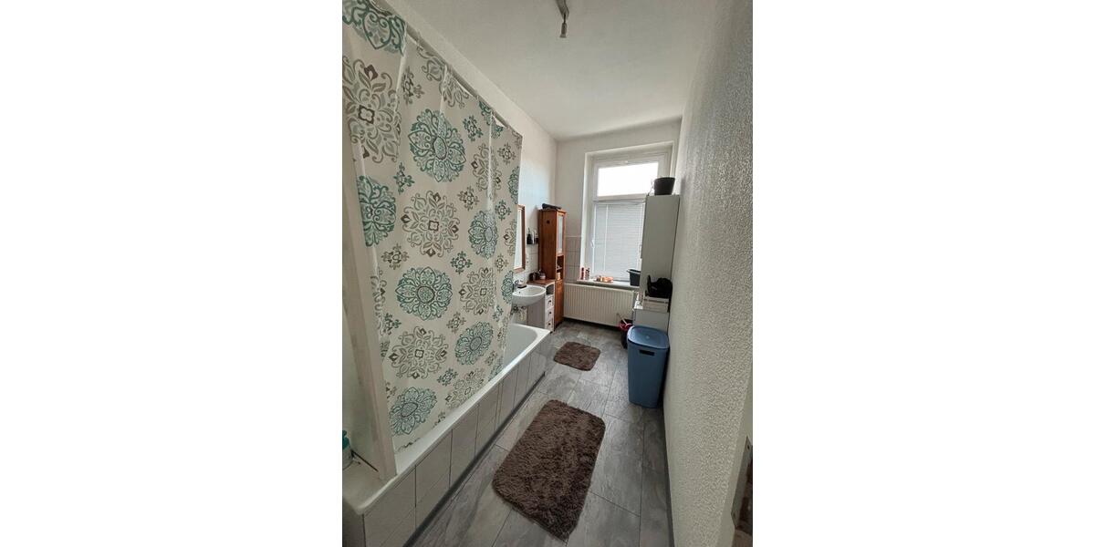 Etagenwohnung Greifswald - 3 Zimmer, 82 m&sup2;, 870&euro; | Angebot:25104088