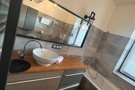 Wohnung Kröv - 3 Zimmer, 70 m&sup2;, 30&euro; | Angebot:25956998