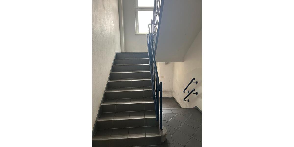 Etagenwohnung Erfurt Johannesplatz - 3 Zimmer, 73 m&sup2;, 670&euro; | Angebot:26495746