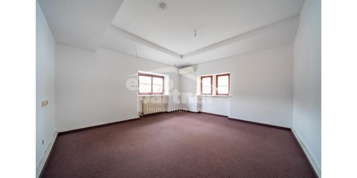 Dachgeschoßwohnung Idar-Oberstein Oberstein - 3 Zimmer, 95 m&sup2;, 700&euro; | Angebot:25921261