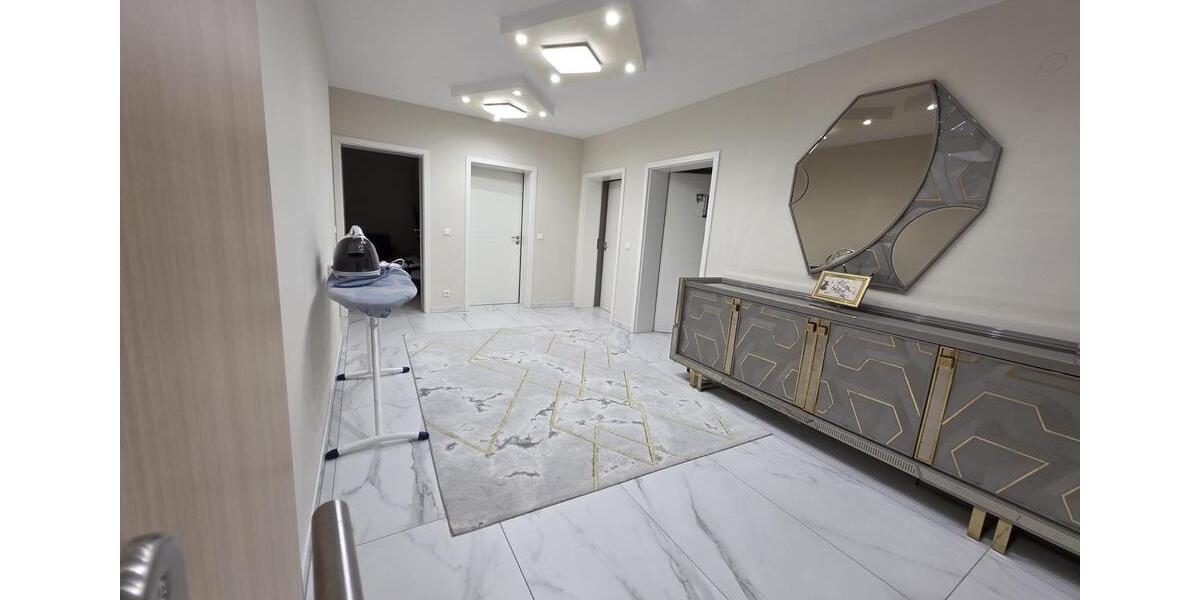 Etagenwohnung Erlensee - 4 Zimmer, 130 m&sup2;, 1.700&euro; | Angebot:24753661