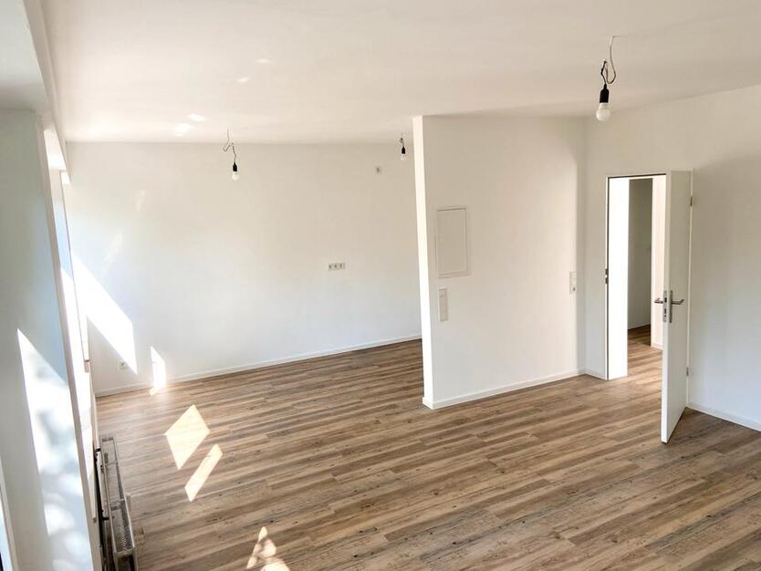 Schöne 2-Zimmerwohnung mit Gartenterrasse & eig.Eingang