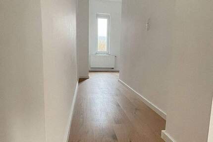 Wohnung Meerane - 1 Zimmer, 26 m&sup2;, 195&euro; | Angebot:25301766