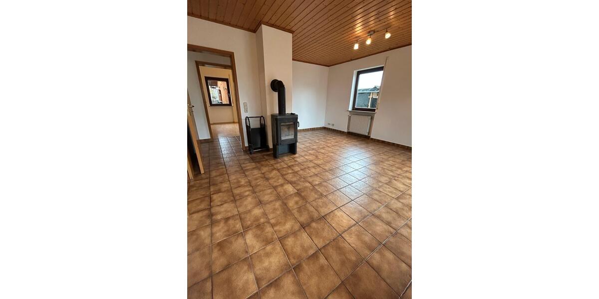 Etagenwohnung Lützelbach - 3 Zimmer, 75 m&sup2;, 525&euro; | Angebot:25171286