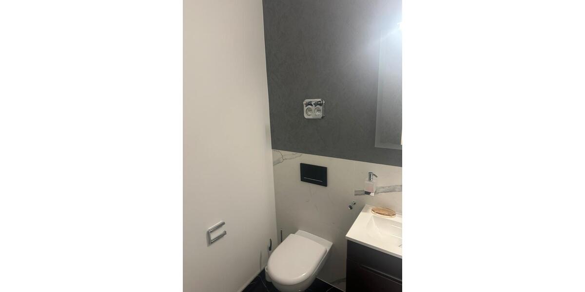 Etagenwohnung Karlsruhe Beiertheim-Bulach - 4 Zimmer, 92 m&sup2;, 1.600&euro; | Angebot:26241680