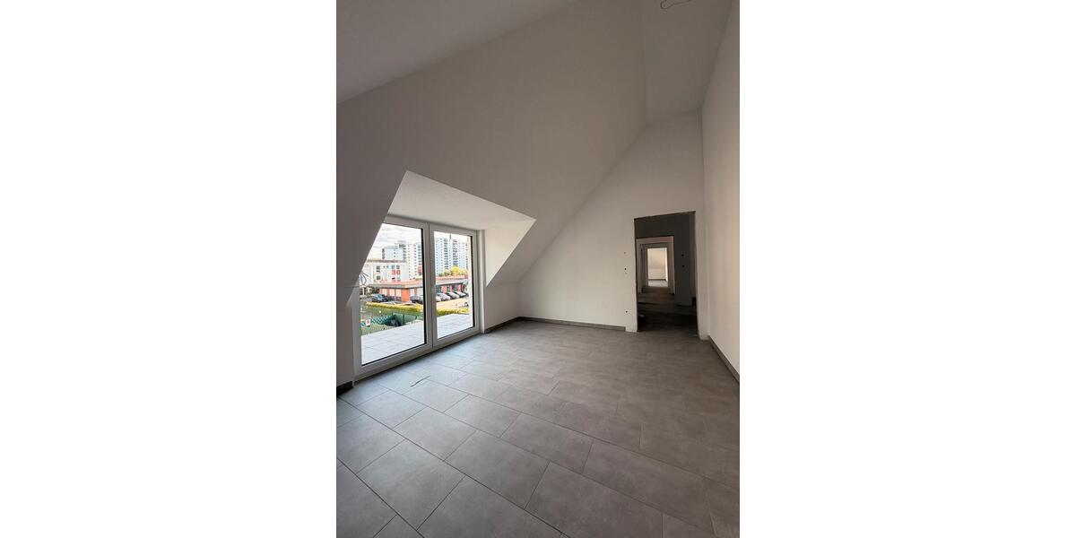 Dachgeschoßwohnung Erlensee - 3 Zimmer, 88 m&sup2;, 1.300&euro; | Angebot:26150197