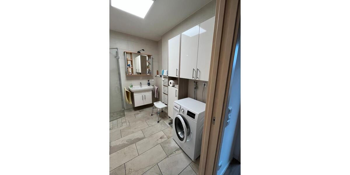 Etagenwohnung Selb - 2 Zimmer, 80 m&sup2;, 750&euro; | Angebot:24805286