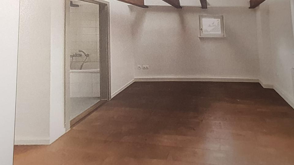 Dachgeschoßwohnung Augsburg Innenstadt - 5 Zimmer, 129 m&sup2;, 1.950&euro; | Angebot:24816627