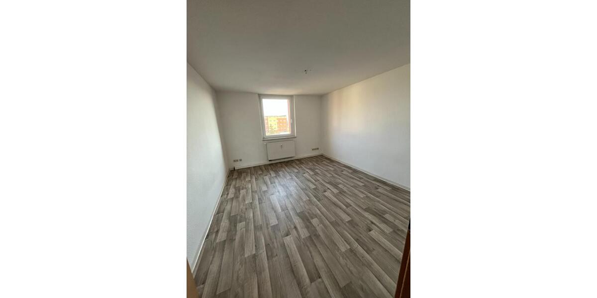 Etagenwohnung Tangermünde - 1 Zimmer, 38 m&sup2;, 307&euro; | Angebot:26384911