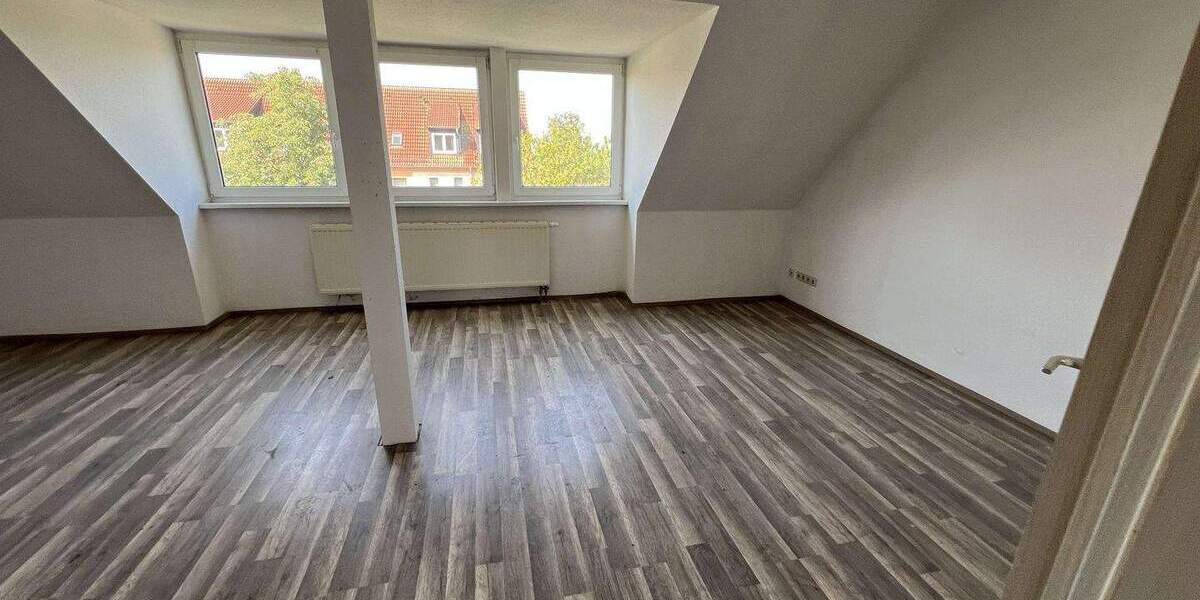 Etagenwohnung BORNA-Neukirchen Neukirchen - 3 Zimmer, 72 m&sup2;, 540&euro; | Angebot:25663640