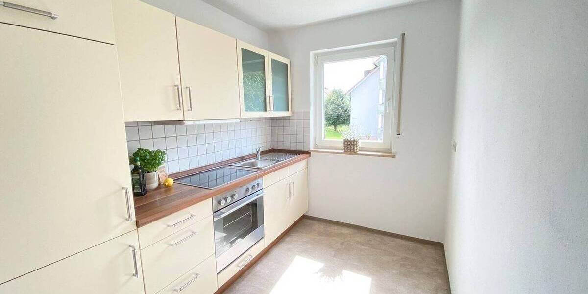 Etagenwohnung Sonneberg Hönbach - 2 Zimmer, 62 m&sup2;, 550&euro; | Angebot:26261571