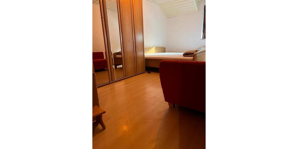 Wohnen auf Zeit Aachen Aachen-Mitte - 3 Zimmer, 95 m&sup2;, 400&euro; | Angebot:26699125