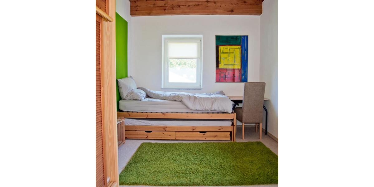 Wohnen auf Zeit Schülldorf - 10 Zimmer, 120 m&sup2;, 25&euro; | Angebot:17947634