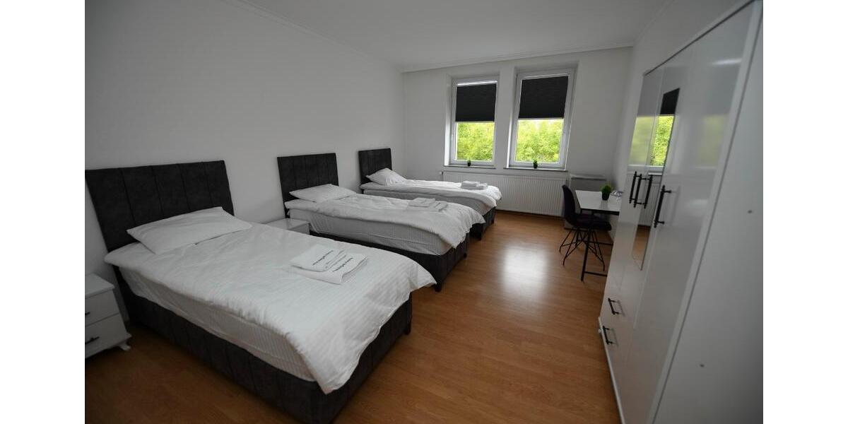 Wohnen auf Zeit Herne Wanne-Bickern - 4 Zimmer, 125 m&sup2;, 300&euro; | Angebot:26639274