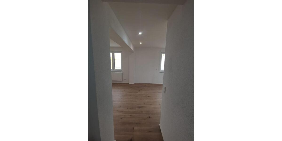 Etagenwohnung Bodelshausen - 3 Zimmer, 750 m&sup2;, 970&euro; | Angebot:26458260