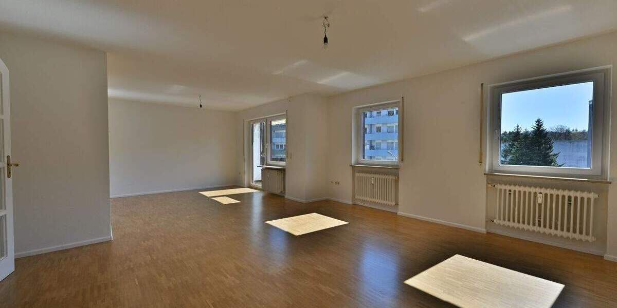 Etagenwohnung Lörrach Tumringen - 3 Zimmer, 95 m&sup2;, 1.350&euro; | Angebot:25926510