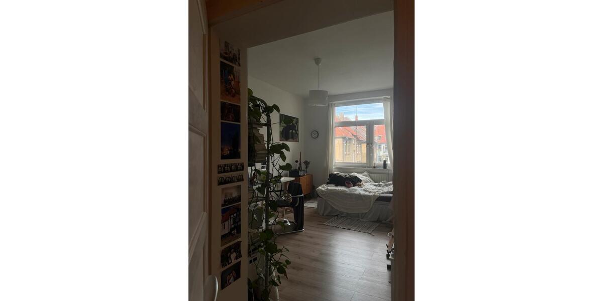 WG Zimmer Untermiete Östliches Ringgebiet Feb-Jun 16 zimmer