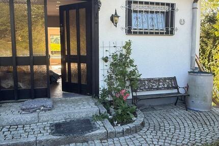 Haus Taunusstein - 5 Zimmer, 148 m&sup2;, 2.350&euro; | Angebot:26482307