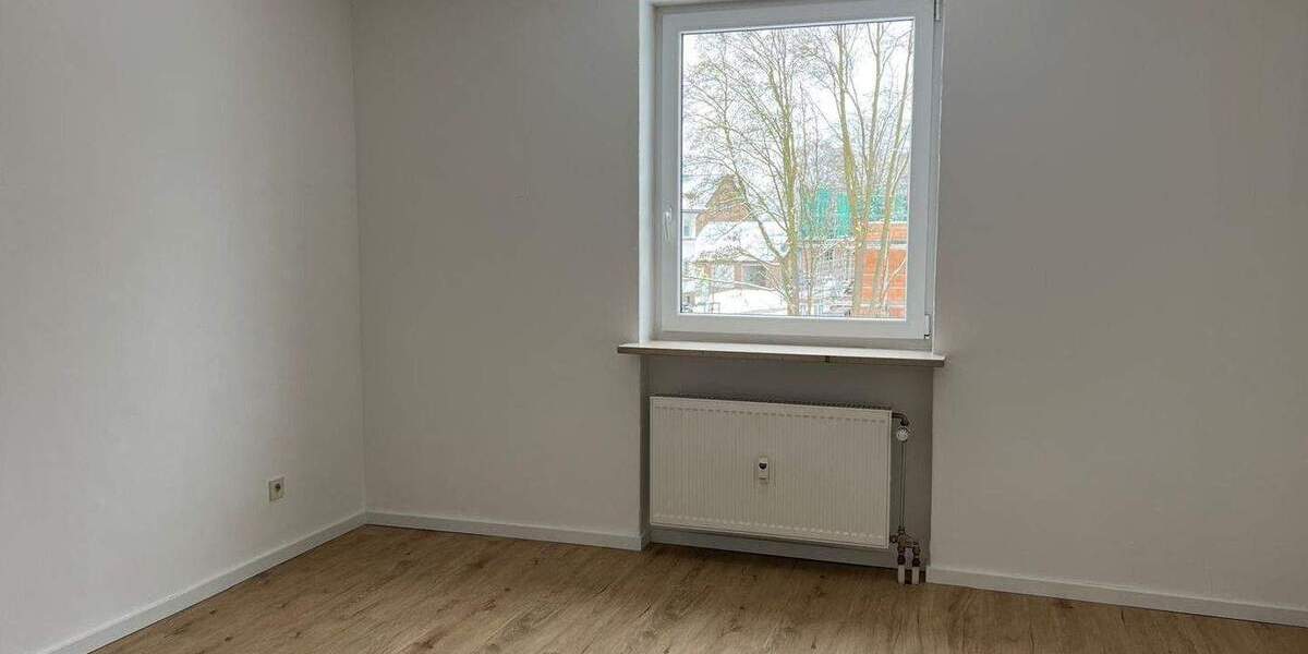 Etagenwohnung Bünde - 2 Zimmer, 70 m&sup2;, 700&euro; | Angebot:24918167