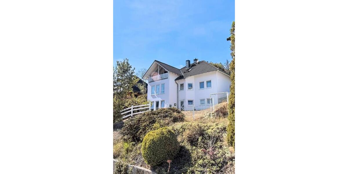 Dachgeschoßwohnung Bad Endbach - 3 Zimmer, 1.150&euro; | Angebot:22898501