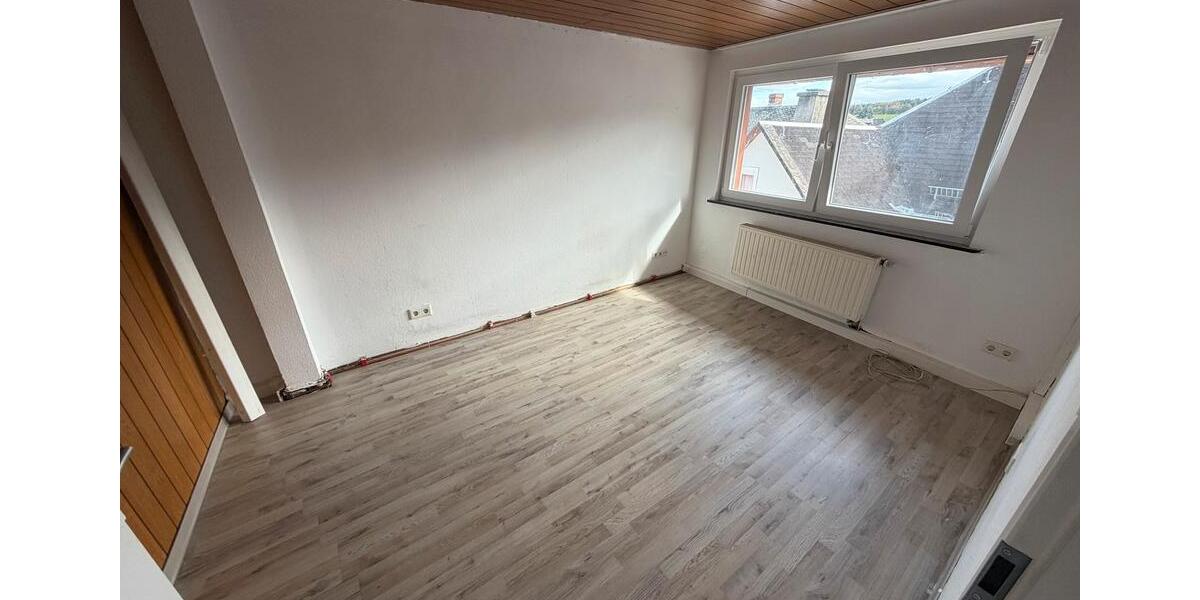Etagenwohnung Weilmünster - 4 Zimmer, 120 m&sup2;, 1.050&euro; | Angebot:26286532