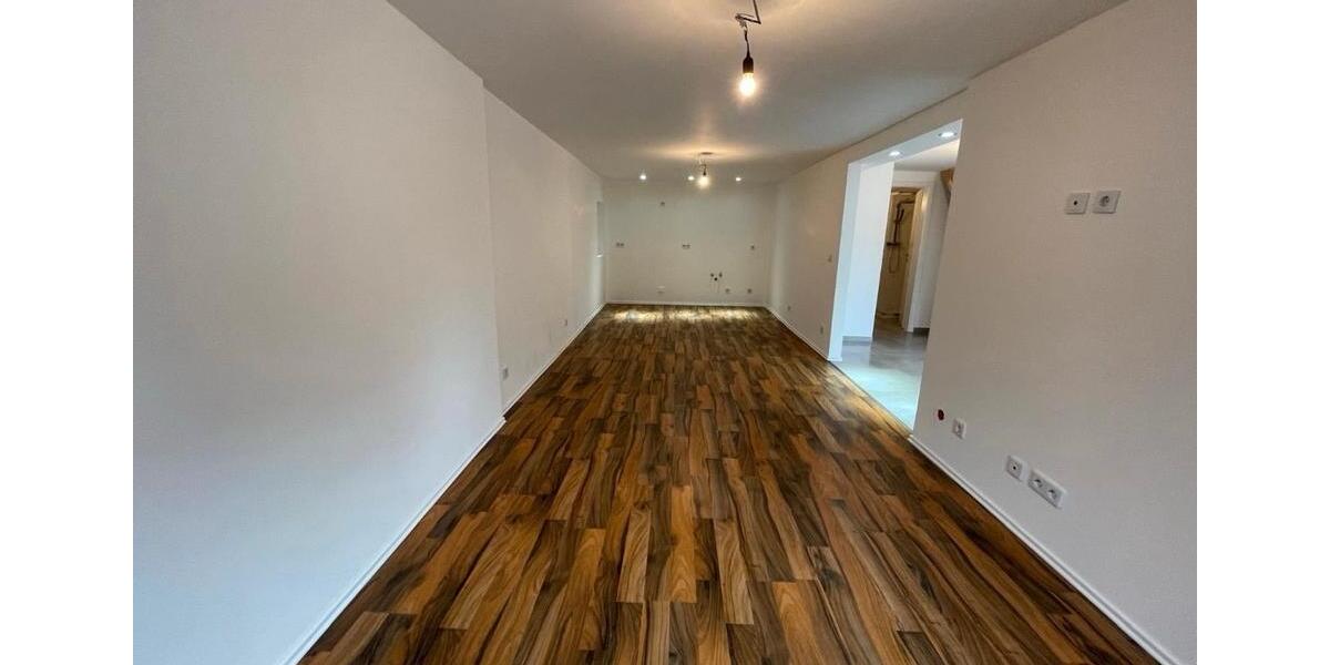 EFH, 5 ZKB , 140qm , 2 Bäder , 2 Parkplätze zu vermieten 2 zimmer