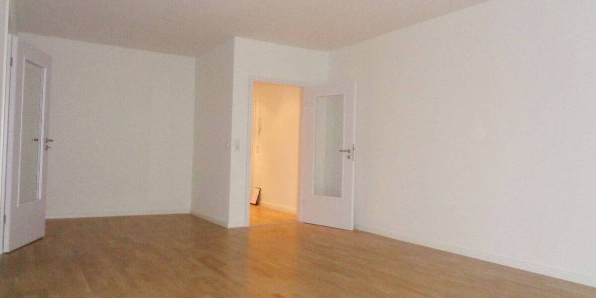 Einziehen und Wohlfühlen! 3 Zimmer- Wohnung mit Balkon, Einbauküche, Bad mit Wanne, Keller 3 zimmer