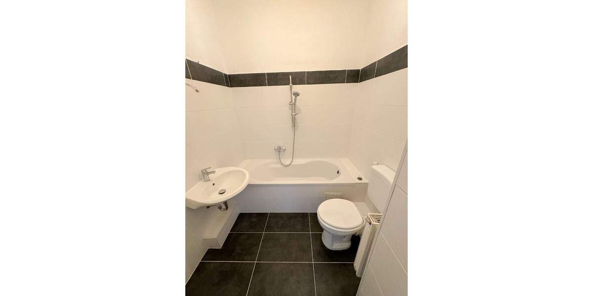 Etagenwohnung Rathenow - Bahnhofnähe Rathenow - 3 Zimmer, 63 m&sup2;, 500&euro; | Angebot:25661189