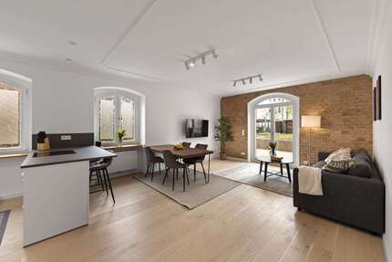 Wohnung Berlin Lichtenberg - 4 Zimmer, 110 m&sup2;, 2.400&euro; | Angebot:26940146