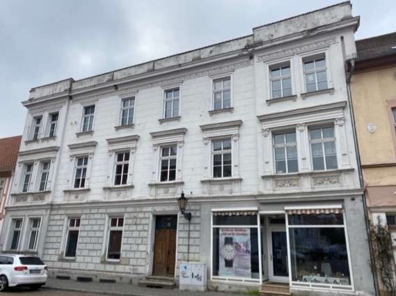 Etagenwohnung Havelberg - 5 Zimmer, 130 m&sup2;, 910&euro; | Angebot:23305943