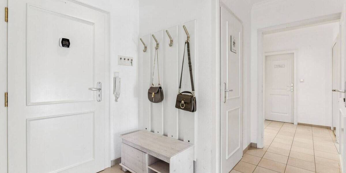 Etagenwohnung Meerbusch Büderich - 3 Zimmer, 122 m&sup2;, 1.850&euro; | Angebot:26742031
