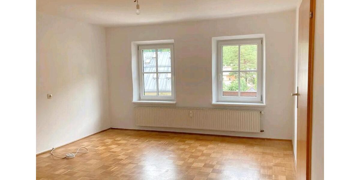 Etagenwohnung Marktschellenberg - 3.5 Zimmer, 77 m&sup2;, 900&euro; | Angebot:25342283