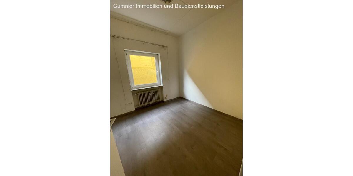 Erdgeschoßwohnung Neustadt an der Waldnaab - 4 Zimmer, 118 m&sup2;, 1.000&euro; | Angebot:25885072