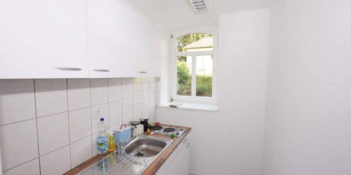 Gewerbeobjekt Naumburg - 2 Zimmer, 45 m&sup2;, 225&euro; | Angebot:25697602
